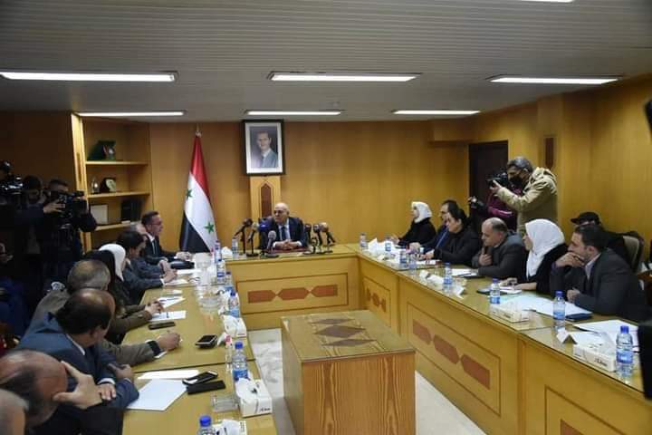 وزير التجارة الداخلية وحماية المستهلك يجتمع مع أعضاء مجلس محافظة دمشق 