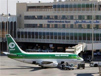 قصف مطار بغداد وتضرر طائرة ركاب 