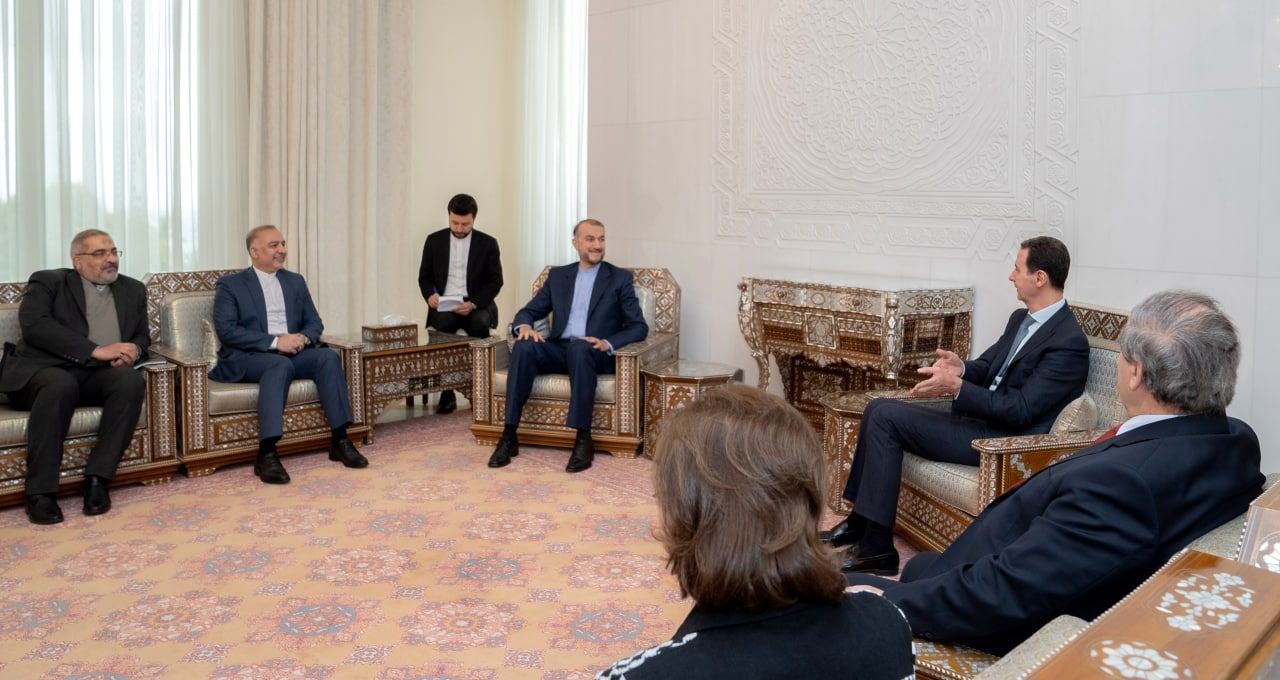 الرئيس الأسد يستقبل وزير الخارجية الإيراني حسين أمير عبد اللهيان والوفد المرافق. 