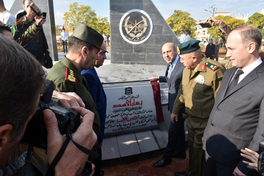 تدشين النصب التذكاري للشهداء في حديقة روضة الشهداء بالفردوس بمدينة حمص 