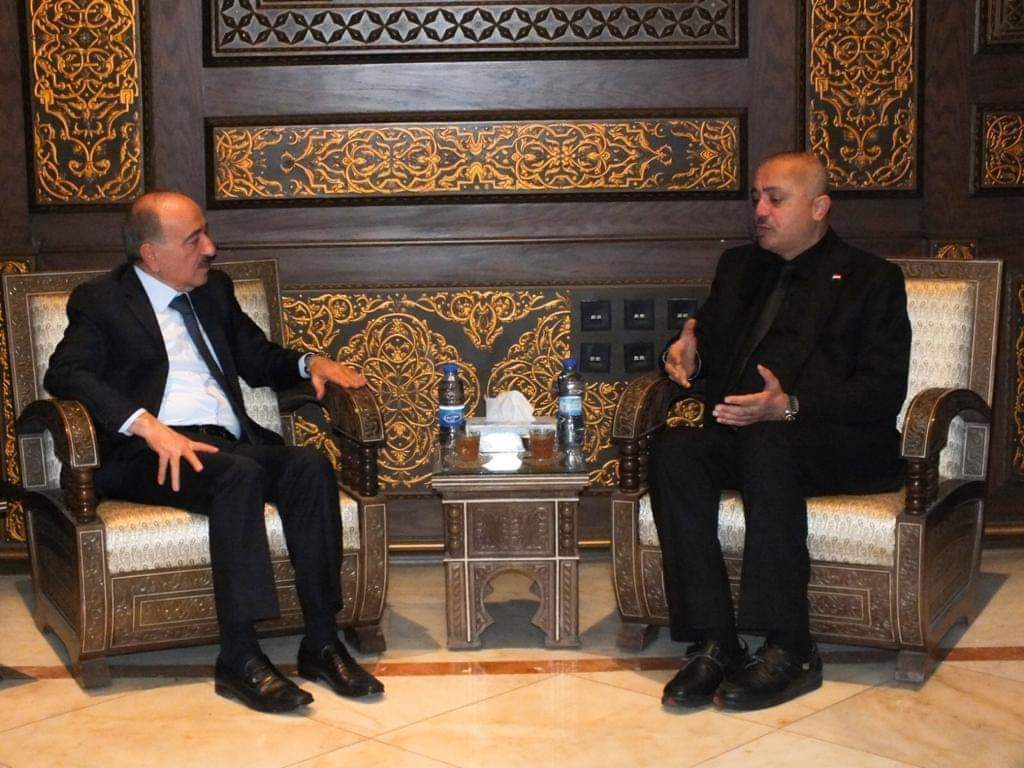 وزير الداخلية يبحث مع القائم بأعمال سفارة الجمهورية العراقية في دمشق علاقات التعاون المشتركة 
