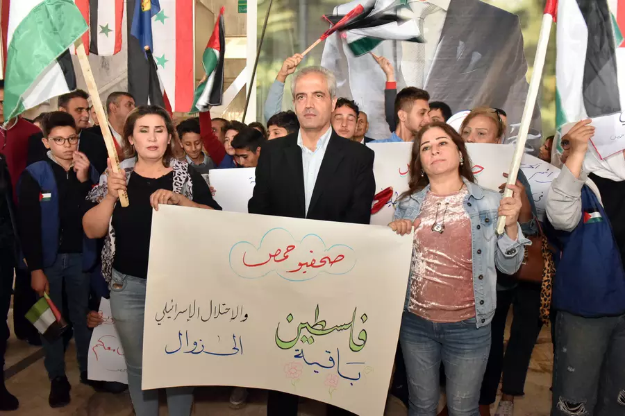وقفة تضامنية لصحفيي وشبيبة حمص مع المقاومة والصحفي الفلسطيني 
