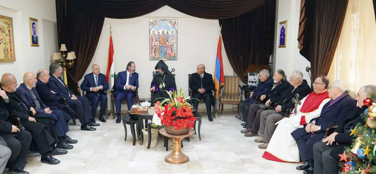 الرئيس الأسد يهنئ طائفة الأرمن الأرثوذكس لأبرشية دمشق بعيد ميلاد السيد المسيح، رسول المحبة والسلام.‏